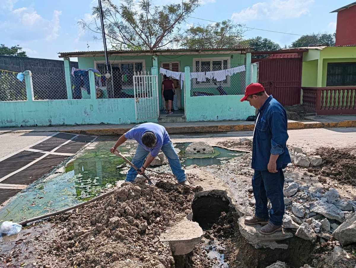 CAEV_Ver's tweet photo. #CAEV suspenderá el suministro de agua en #Chacaltianguis por reparación de fuga

•Las válvulas serán cerradas la noche de este Domingo

https://t.co/hieNLYqn5v https://t.co/8HmQO52lrk