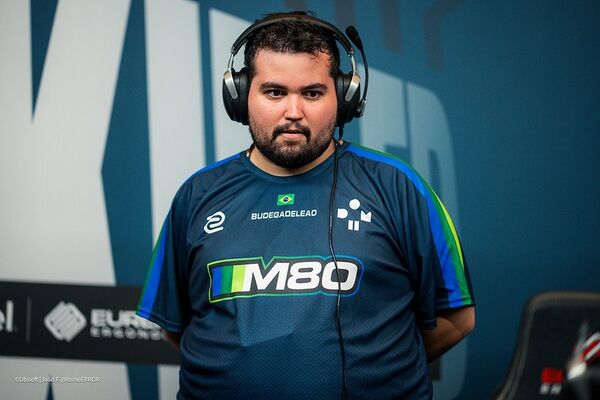 OFFICIAL UFC MAIN EVENT

       Nathan "Nafe" Sharp
                            vs
 Matheus "Budega" Figueiredo

         Six Invintational 2025 
                 Grand Final

MGM Music Hall at Fenway Park