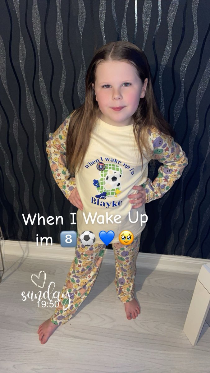 ShelStewar87's tweet image. all set for this little dundee mad dames 8️⃣th birthday tomorrow ⚽️🫶🏼💙🧁

#MoSylla #Dundeefc 8️⃣💙