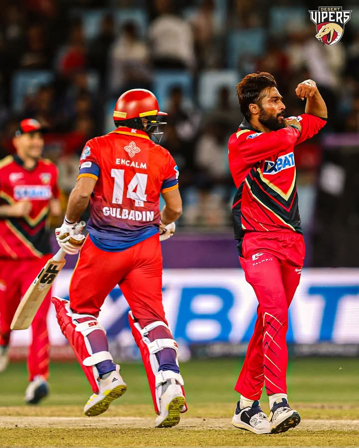 Shaheer_exe46's tweet photo. No flex, just pure Amir bhai energy 💥
Amir in Final is a different specie ❤️🔥

#DesertVipers #FangsOut #DPWorldILT20 #Final #DCvDV https://t.co/NtAZf26hOr