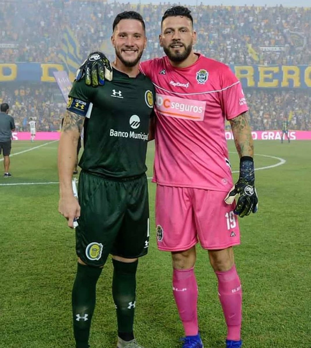 ViejoAuriazul's tweet photo. Rosario Central, Julio 2025. https://t.co/SMcKIWw0YY