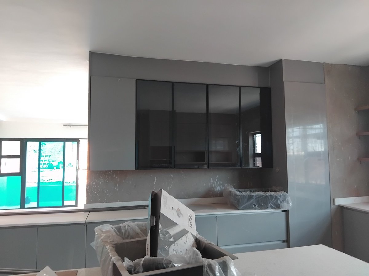 Eightballs_el_'s tweet photo. @redmarketsunday For all your BICs fitted with aluminium door profiles 0718625824 https://t.co/TSzYmDFLiD