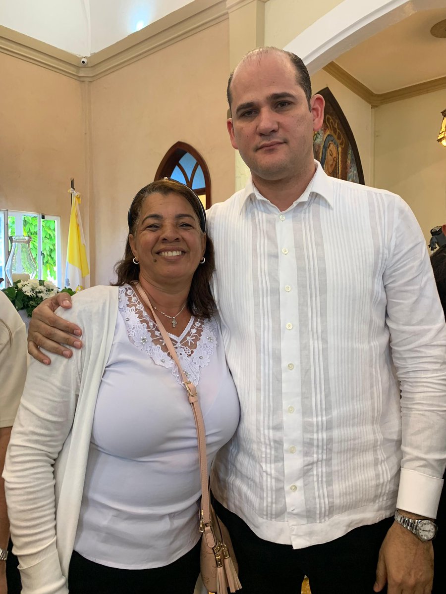 Michael Almonte (@michaelalmont07) on Twitter photo Estamos apoyando al líder de cutupu en su lamentable pérdida de Don Adolfo, del cual puedo descansar que fue con quien nos iniciamos en el mundo de la política en 2015 <a href="/adolfoperezdl/">Adolfo Pérez - Fito -</a> . Gracias a mi madre que fue en nombre de toda la familia. Conformidad para toda la familia Pérez Estamos apoyando al líder de cutupu en su lamentable pérdida de Don Adolfo, del cual puedo descansar que fue con quien nos iniciamos en el mundo de la política en 2015 <a href="/adolfoperezdl/">Adolfo Pérez - Fito -</a> . Gracias a mi madre que fue en nombre de toda la familia. Conformidad para toda la familia Pérez