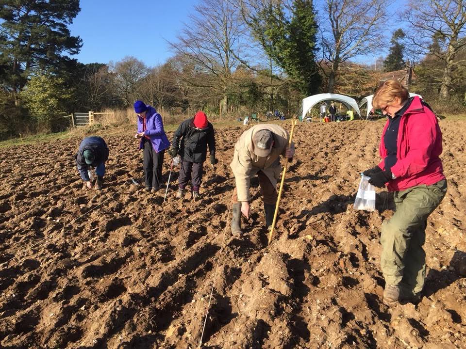 ⛏️ Brighton &amp; Hove Archaeological Society Day School returns!
Sat 15 Feb 10-4

ARCHAEOLOGICAL TECHNIQUES  
Tutor: Simon Stevens <a href="/ArchSouthEast/">UCL Archaeology South-East</a> 

Venue:  #Patcham Community Centre
BHAS Members: £25; non-members: £30.

To book contact john.funnell[at]brightonarch[.]org[.]uk