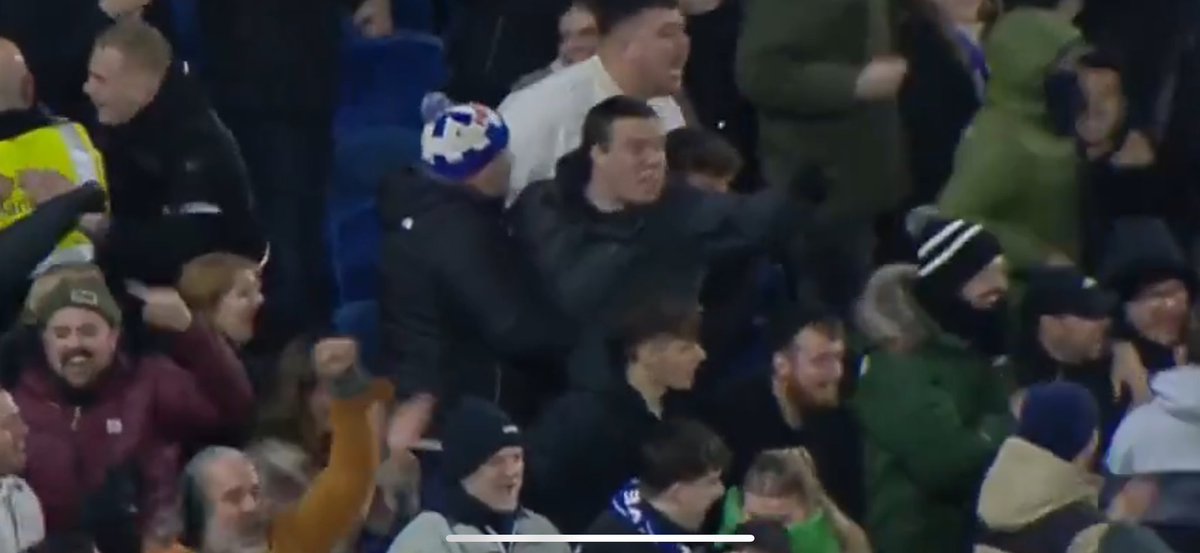 AgainSlightly's tweet photo. @TheBrightonBard My boy agrees with you! Couldn’t stop him from shouting a few words at Sanchez and Cucurella. 🤣 https://t.co/wplEwnSiwM