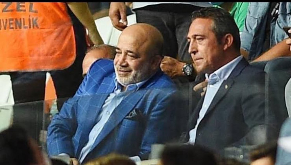 Murat Sancak 2 gün önceden başladı zaten sinyalleri vermişti. Ali bunlara talimat vermiş. Sosyal medya hesaplarınıda hazırlamışlar. Çok büyük bir komplo kurmuşlar. Eğer bugün hükümet tüm telefonları dinleyip, bunlara gereken dersi vermezse işler daha kötüye gidecektir. <a href="/RTErdogan/">Recep Tayyip Erdoğan</a>