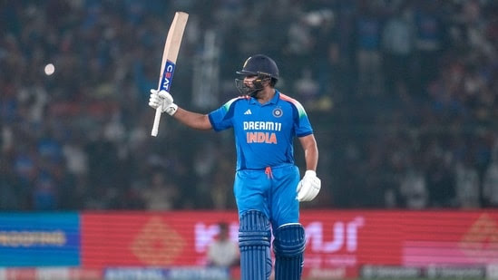 मुंबई का राजा लौट आया है अपने पुराने फॉर्म में 
Well done #hitman #INDvsENG #ChampionsTrophy2025 #AskStar