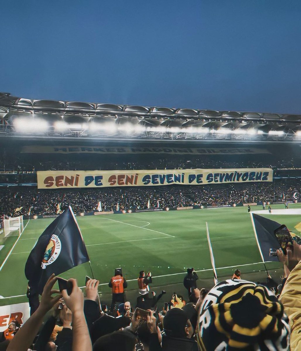 Dün, bugün, yarın ezelden ebede kadar nefret ediyoruz.