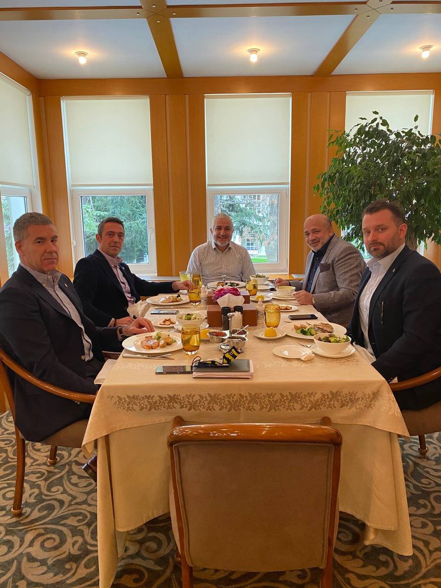 BİR KAÇ TANE ÇAKAL  #FenerinKopegiADS