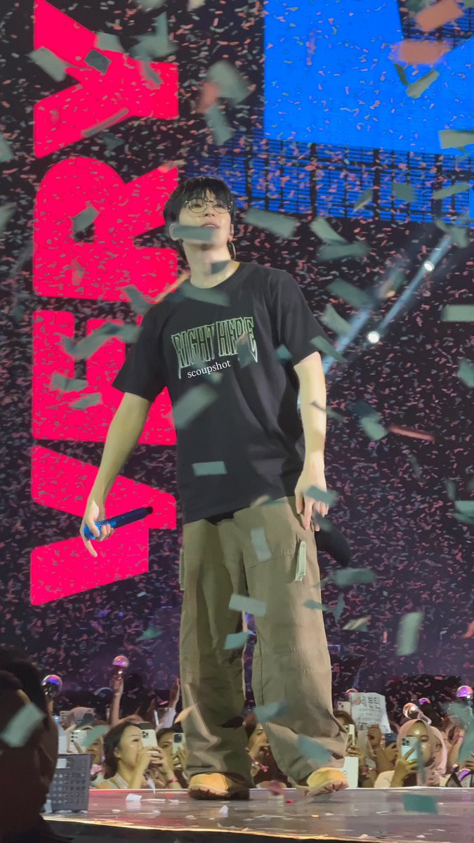 scoupshot's tweet image. 250209 JAKARTA #원우 #세븐틴

please load photos in 4k 😆!!