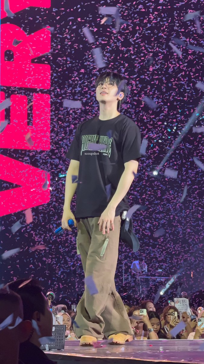 scoupshot's tweet image. 250209 JAKARTA #원우 #세븐틴

please load photos in 4k 😆!!