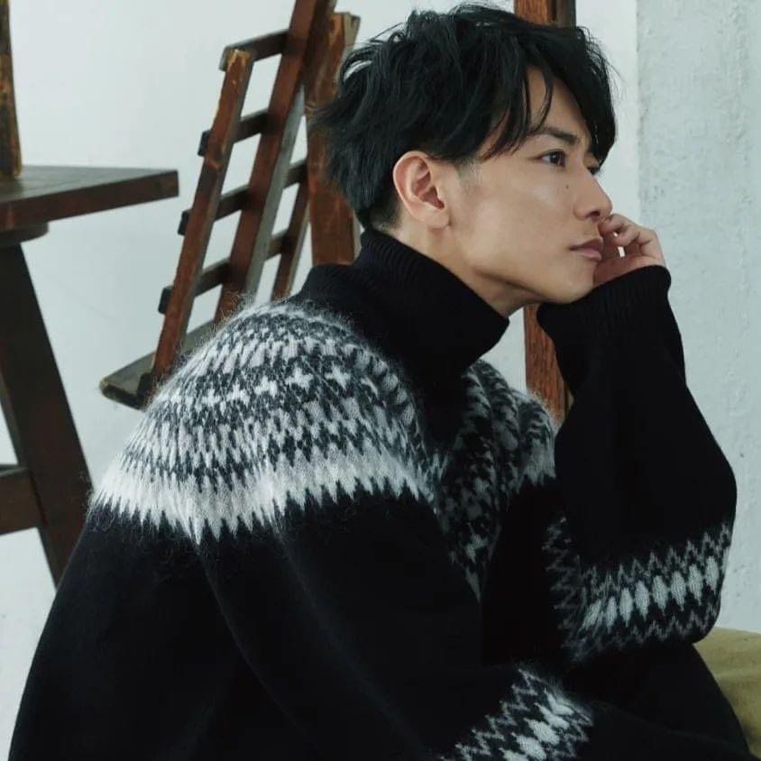 佐藤健 #takerusatoh #今日は何の日 #ニットの日 #abyts