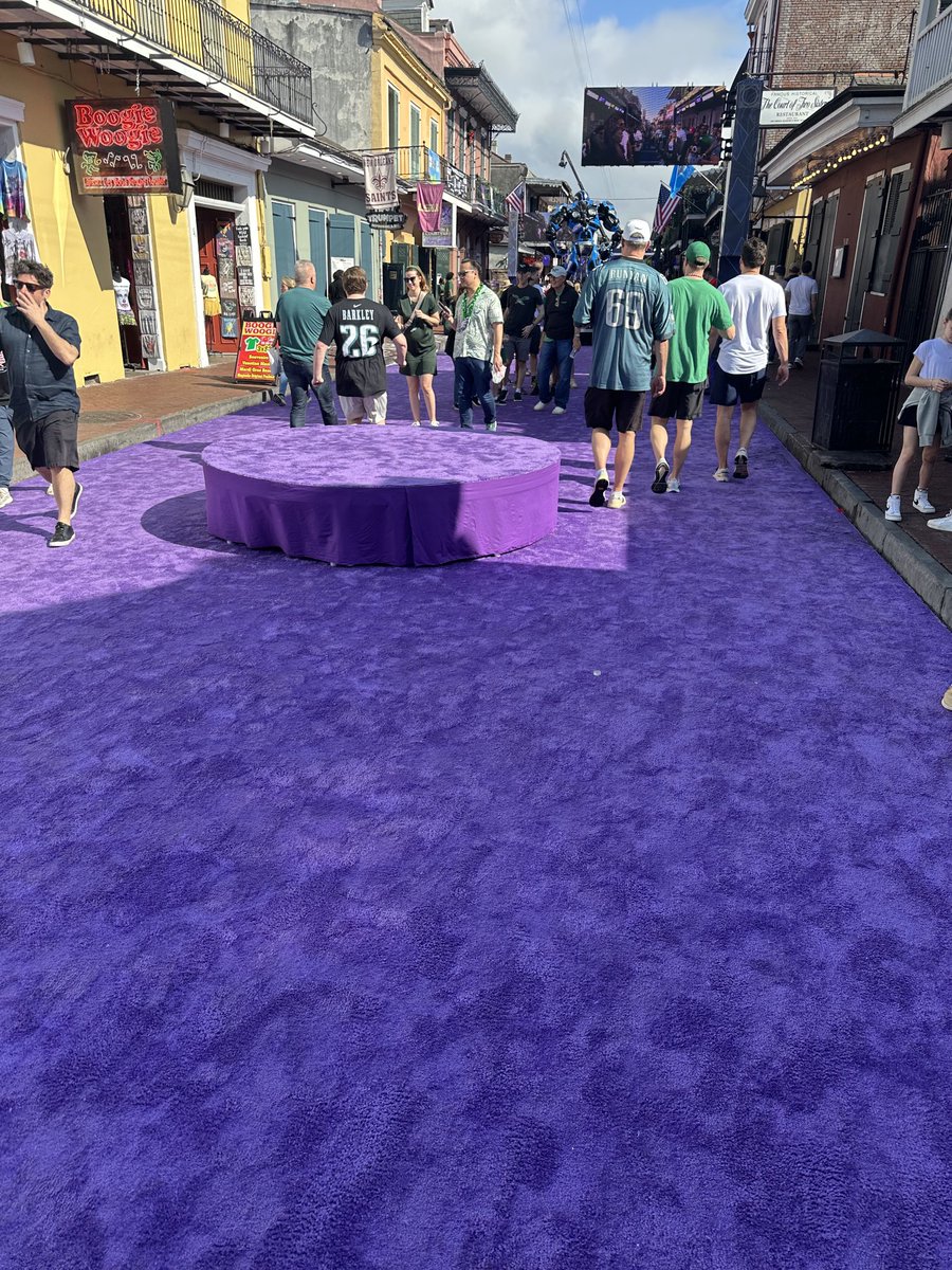 Clue Heywood tweet media