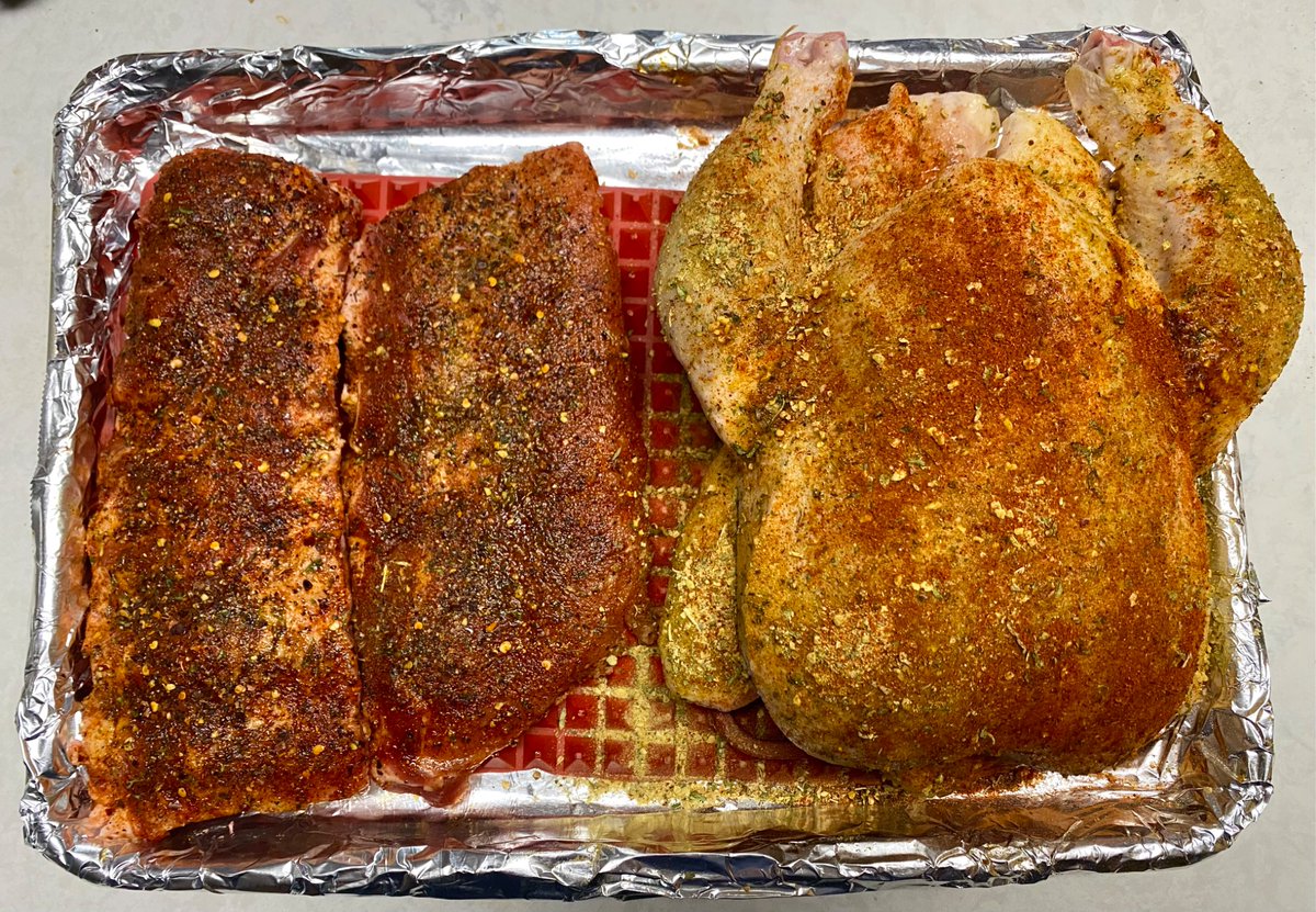 A couple of snacks going in the #BBQ pit for today’s big game.
#SuperbowlLIX