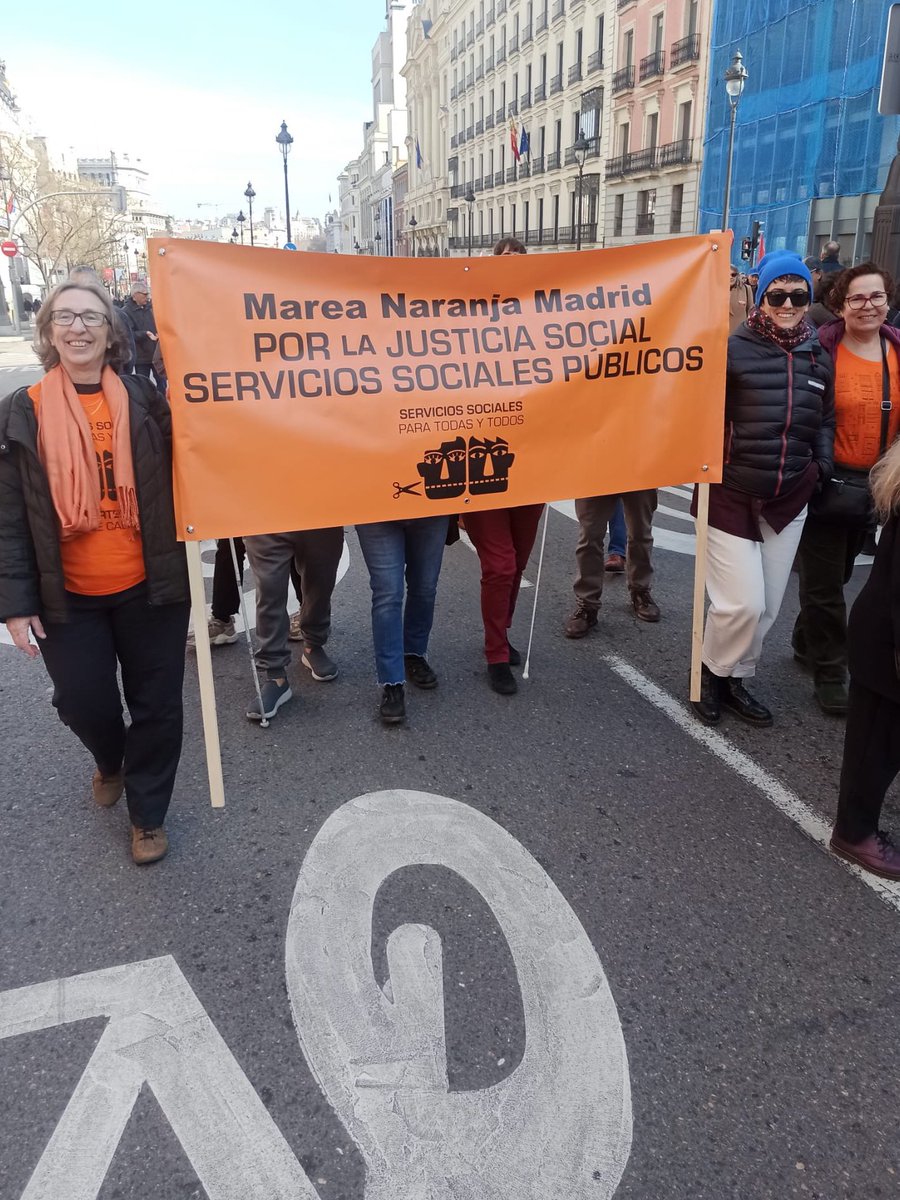 verotsocial's tweet photo. Por nosotras, por nuestras vecinas, por nuestras usuarias #9FTomamosLaCalle https://t.co/usNMYC5ZiN