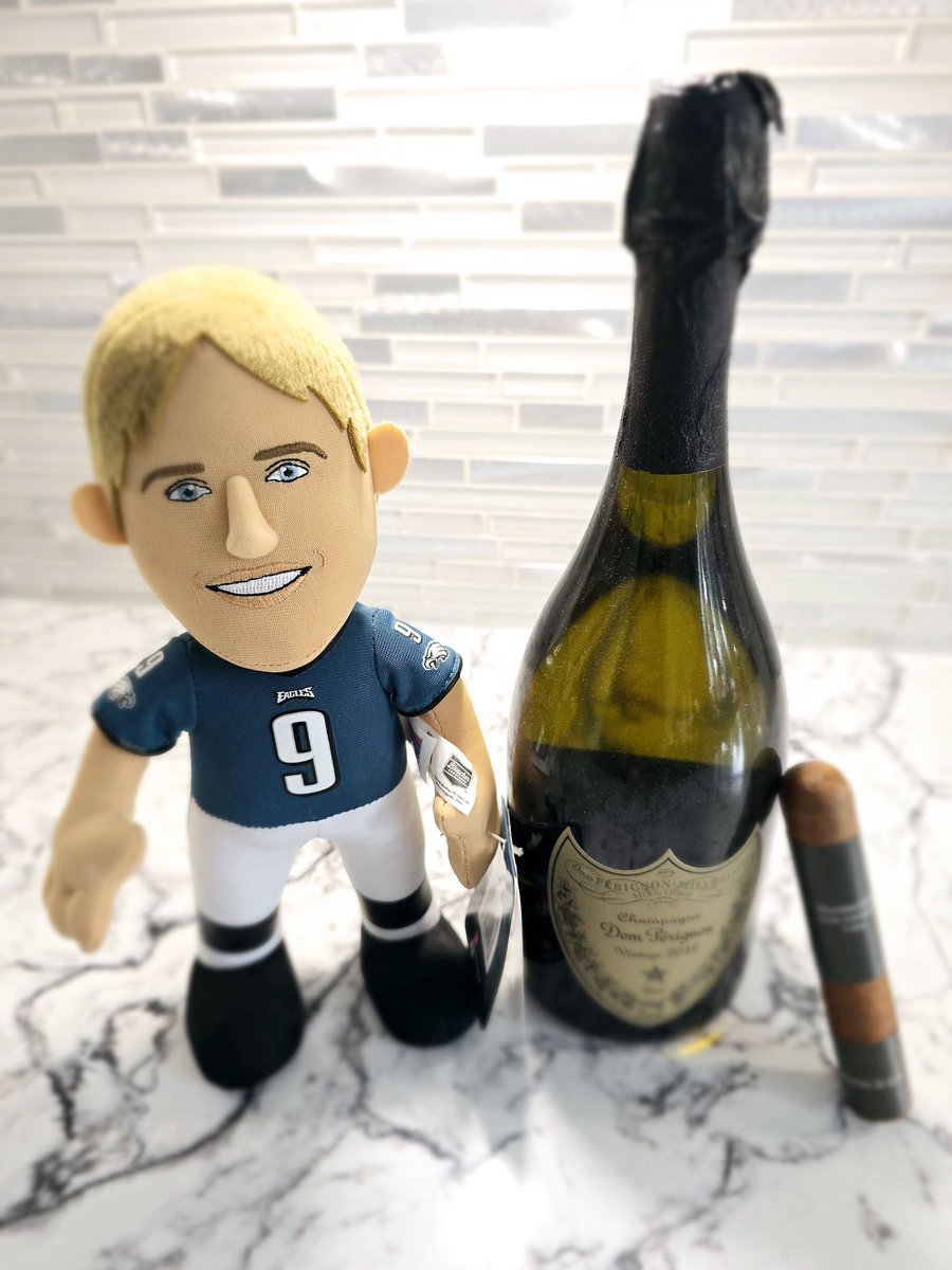 Tick tock......Destiny awaits🤛🦅🤞

<a href="/Eagles/">Philadelphia Eagles</a>
<a href="/NickFoles/">Nick Foles</a>