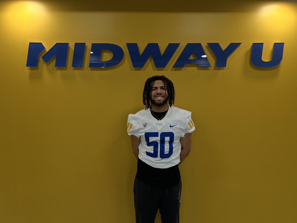 Blessed and thankful for the opportunity to sit down and speak with <a href="/CoachRussell34/">Jack Russell</a> <a href="/Kraekelso/">Krae Kelso</a> <a href="/midway_sprint/">Midway University Sprint Football</a> and discuss the program they are building and how I can play a role on their Dline.  Go Eagles! <a href="/BardstownFootb1/">Bardstown Football</a> <a href="/_K_Young14/">Coach Young</a> <a href="/CoachRiley130/">Andrew Riley</a>