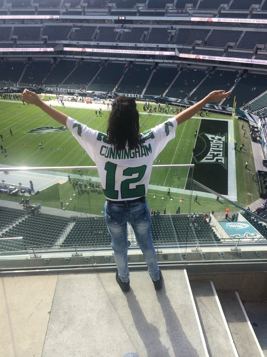 Hope Martinez (@hope_martinez9) on Twitter photo Haven’t watched football in years but 19 y.o. me is screaming. I’ll never forget the Bird fam I made, I hope today is nothing but a dream for them. 💚 <a href="/OkeraJ/">Dr. Okera J</a> #FlyEaglesFly Haven’t watched football in years but 19 y.o. me is screaming. I’ll never forget the Bird fam I made, I hope today is nothing but a dream for them. 💚 <a href="/OkeraJ/">Dr. Okera J</a> #FlyEaglesFly