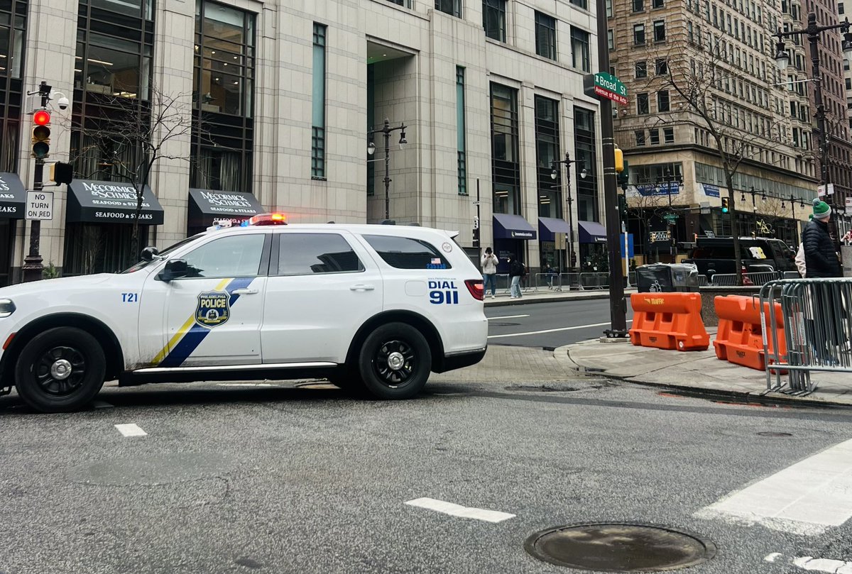 Towing operations, road closures, and detours have begun around City Hall. Find more information on today’s public safety details for Super Bowl weekend: bit.ly/4huO6JV. Text READYPHILA to 888777 for free information alerts from our office.