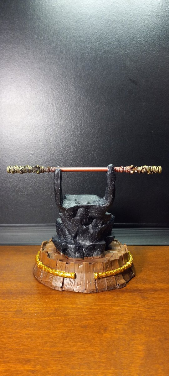 sephiroth19851's tweet image. Black Myth Wukong Controller Holder. I love it! 😁

It can support multiple Controller on 4th picture.

#BlackMythWukong #ControllerHolder