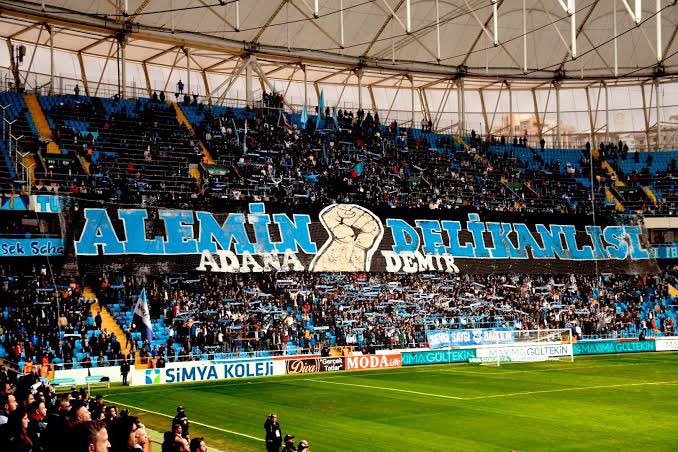 Süper denilen ligi alın başınıza çalın. Adana Demirspor alayınızdan büyüktür. #GSvADS #RamsParktaKaraGece #AdanaDemirspor #MaviŞimşekler