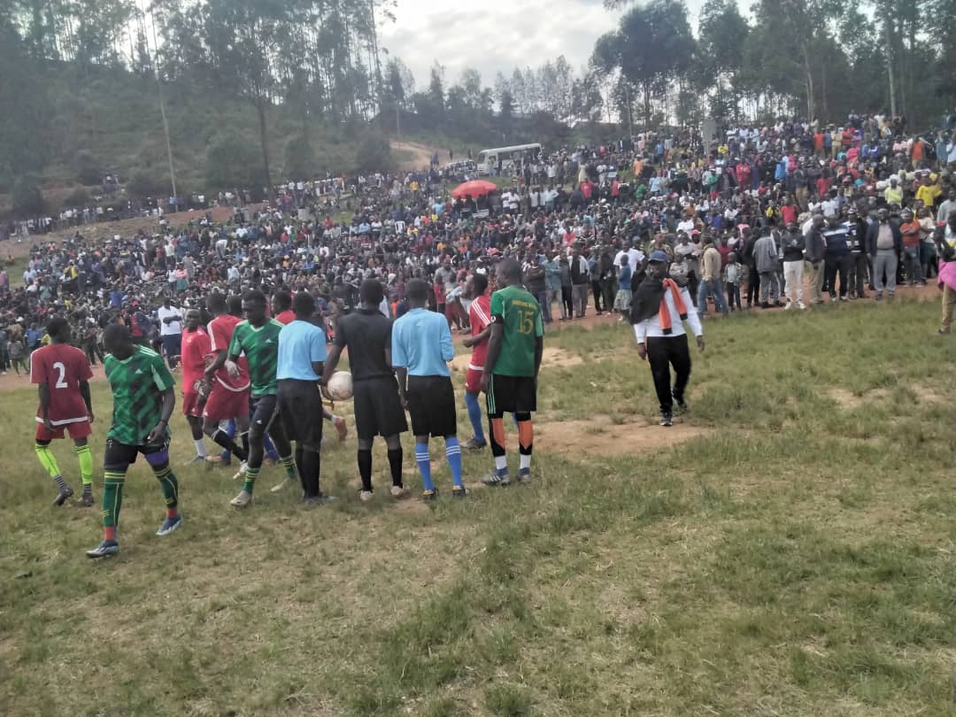 iraduku64729678's tweet photo. Siporo ni ubuzima
Amarushanwa Umurenge kagame cup muri @GakenkeDistrict yakomeje amakipe yesurana @KamubugaSector1 2-0 #Rusassector
#Rushashisector 1-2 #Rulisector.
Congratulations to the winners https://t.co/mZvFGWAwjP