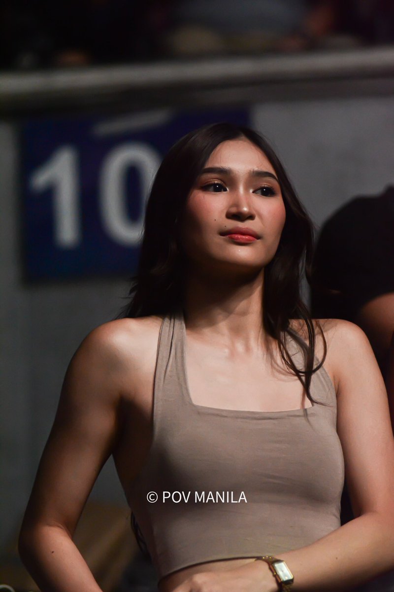 POVManila's tweet photo. @bini_jhoanna spotted at Cup of Joe Silakbo Concert Day 2.

#CupofJoe #BINI #Silakbo #SilakboCOJ #CupOfJoeSilakbo https://t.co/FNtvvXvE7t
