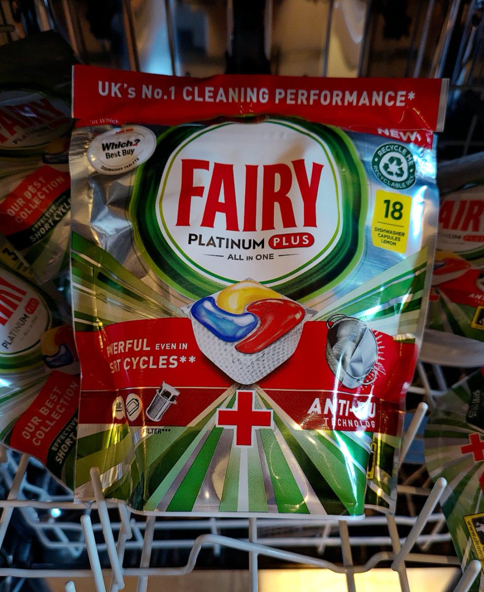 jessicaisweasel's tweet image. CANNOT WAIT to try these!! Big roast tonight with all the family so going to put them to the test! 
#FairyGoodClean @supersavvymeofficial  #loveyourkitchen