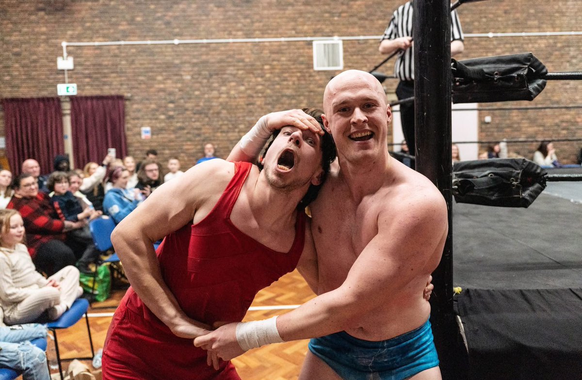Introducing my new dance partner New Force Wrestling 

🕺🏼 Spencer Paul 

Thank you NFW can’t wait to return.

This is what we do 🤙🏼

-Real Deal Arron Steel

#prowrestling #prowrestler  #wwe #njpw #njpwworld #njpw1972 #njpwstrong #tna #tnawrestling #whatwedo #realdeal #fyp #viral