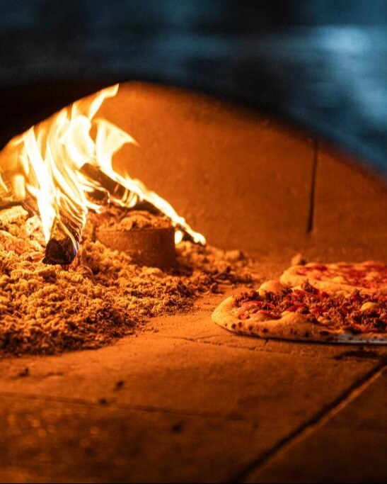 Happy International Pizza Day! 🍕🎉 What better way to celebrate than by indulging in some of Victoria's unique and delicious pizza flavours? Whether you're with friends, or loved ones, or flying solo, there's a slice for everyone in this city that's as vibrant as its culinary