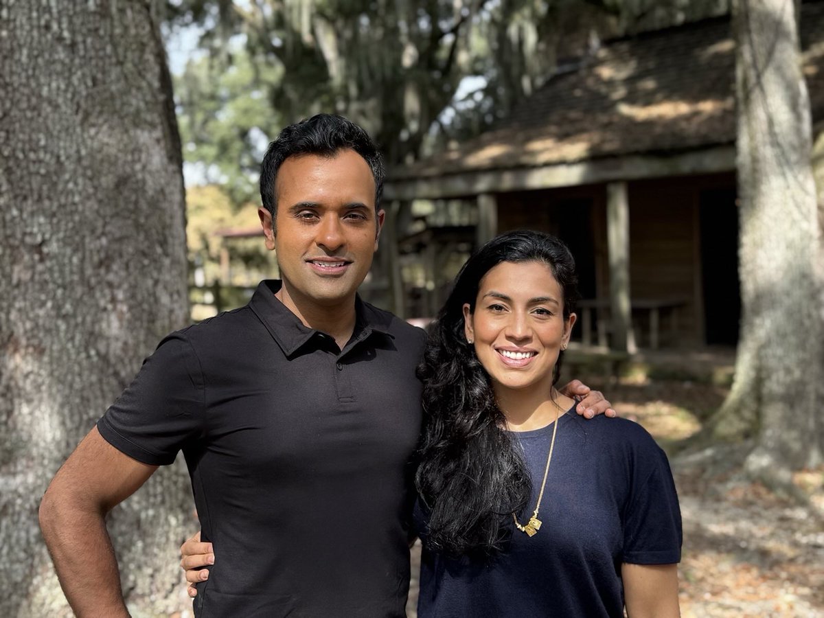 VivekGRamaswamy's tweet image. Just landed in NOLA, beautiful day for the Super Bowl!