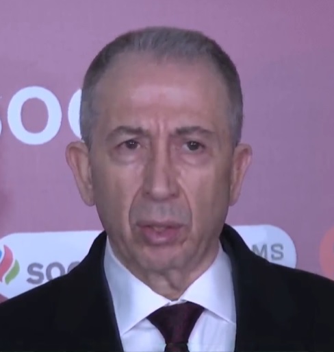 futbolarena's tweet photo. Galatasaray Başkan Vekili Metin Öztürk: "Kıskanılıyoruz. 2 senedir şampiyon oluyoruz. 3. sene şampiyonluğumuza çok az kaldı. Tesisleşiyoruz. Çok geride kaldılar. Perişanlar. Çaresizler. Kabul ediyorum." https://t.co/Qp2NUKJc11