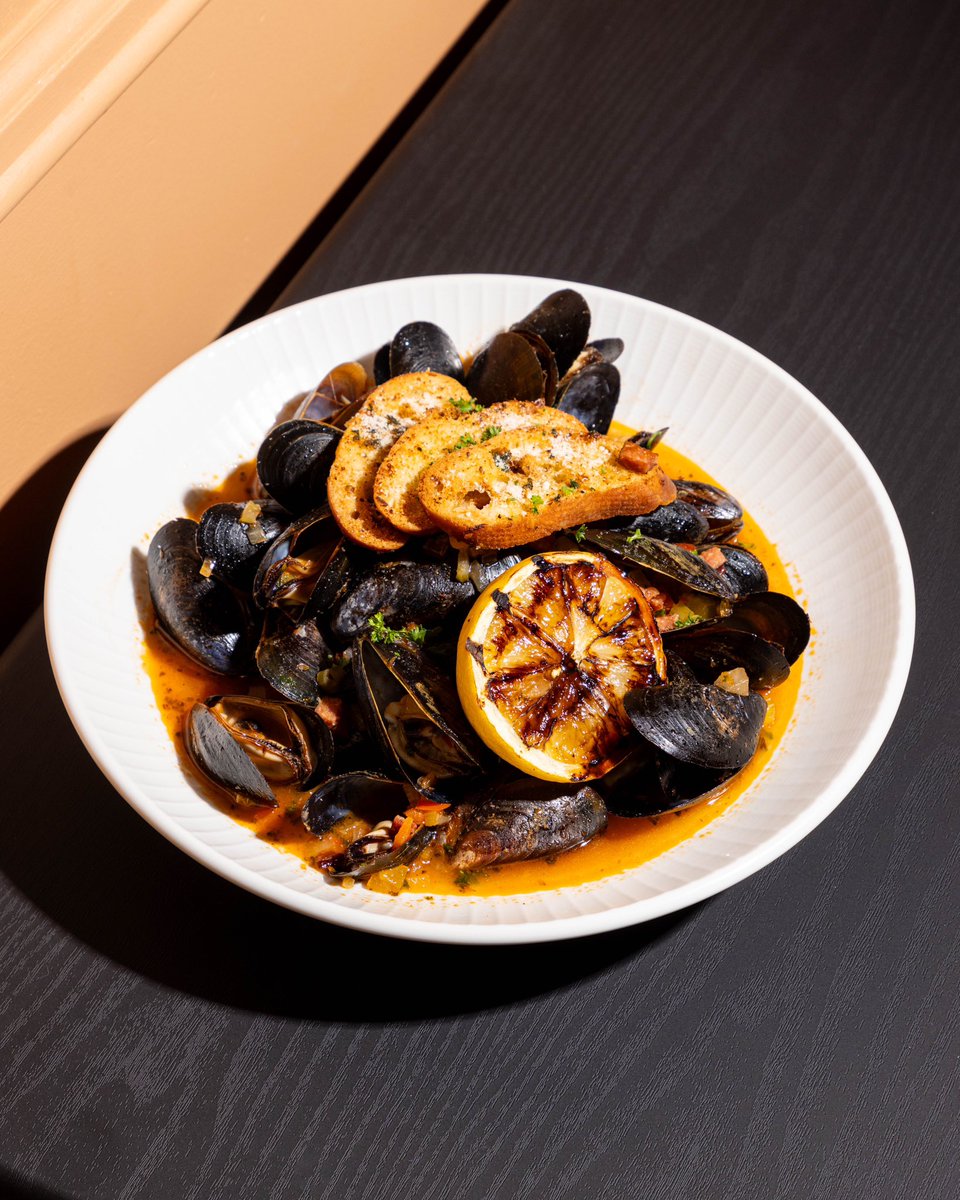 MrMake1tHappen's tweet photo. Can’t wait for you guys to come try my new spot in Washington DC! I’ve worked so hard on this restaurant 😩🤯 https://t.co/b0DrTO0ATV