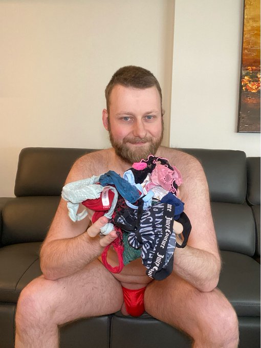 🇨🇦 Koolx 🇨🇦 - Come try on my Girlfriend’s #panties. Let me know which ones are your favourite 😏 https://t.co/tc5Ck71hhJ #gay #gayporn #anal #dildo #onlyfans 🧡🖤 https://t.co/AO9bM3pwv3