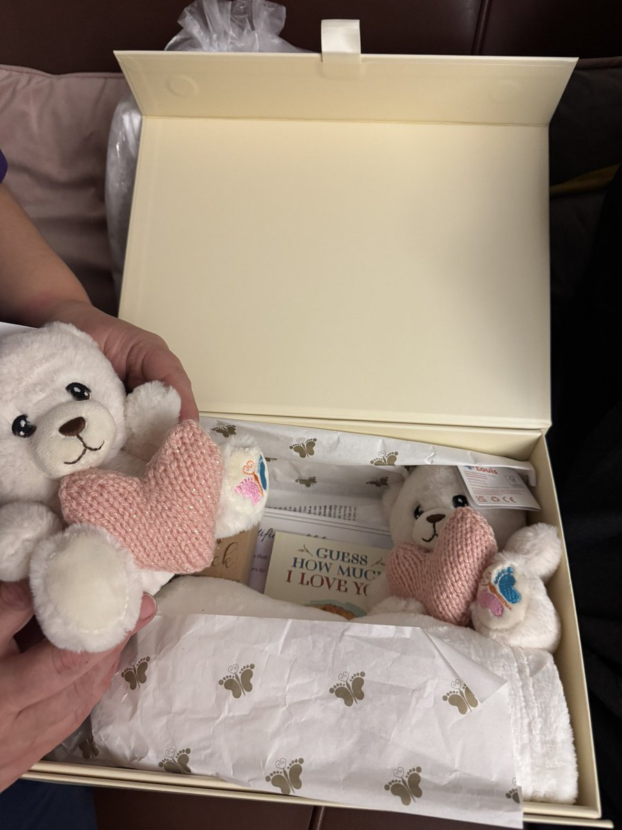 A huge shoutout and heartfelt recognition to the incredible <a href="/NeonatalBTHFT/">Bradford Neonatal Service</a> team especially <a href="/NeoJrs1983/">Jamie</a> Dr Chakra, Dr Jackson, Dr Gargani, Rachel, Emma, Stuart for the amazing work they do, often unseen but deeply felt. Your dedication not only changes patients lives but also