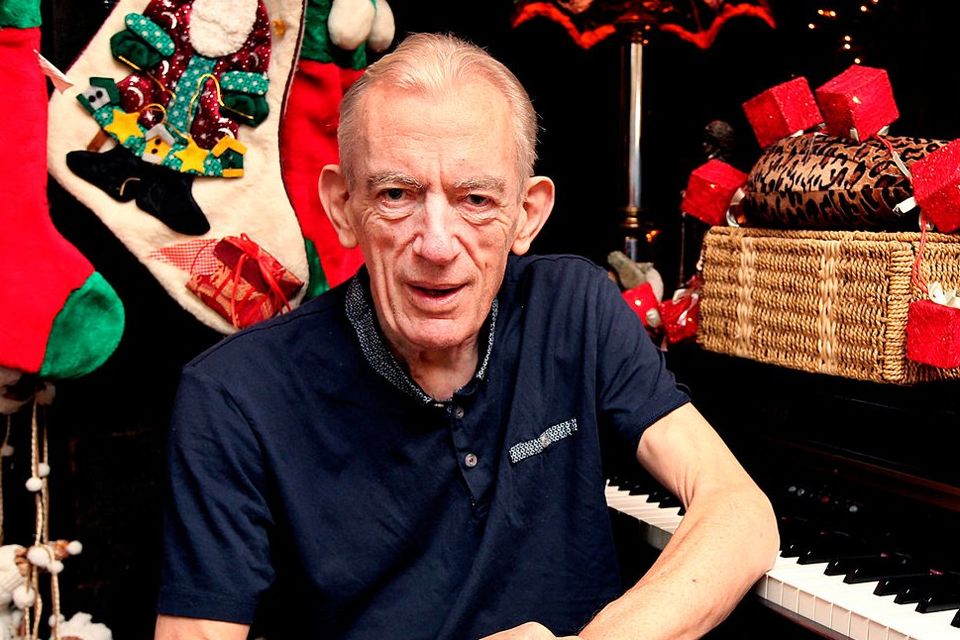 Does anyone know if Shay Healy supported a League of Ireland club?