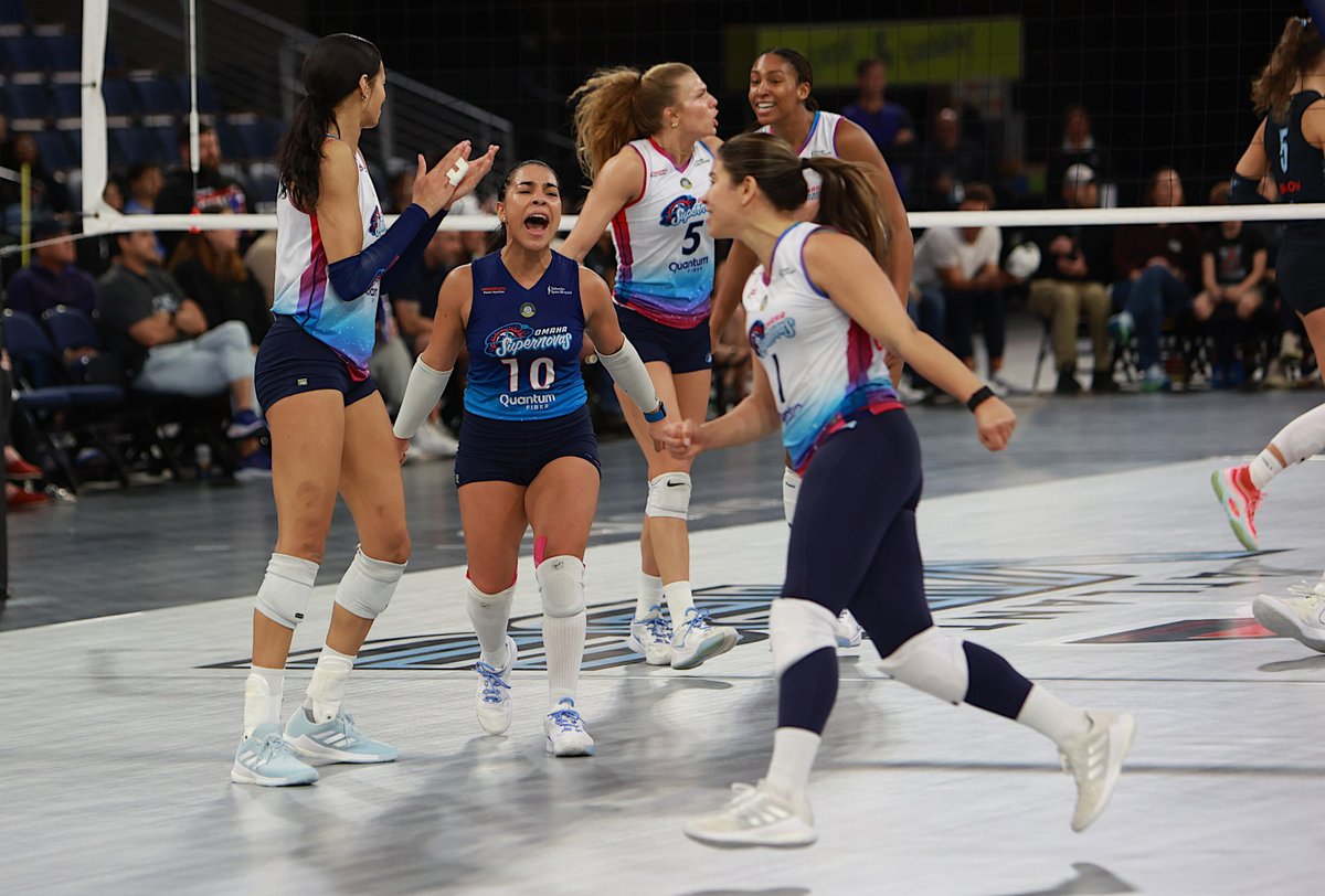 tgrason's tweet image. Taking the W on the road... @OmahaSupernovas outlast the Atlanta Vibe 3-1 #OmahaSupernovas #VolleyBall #RealProVB  📸Core 360 Sports / Tom Grason