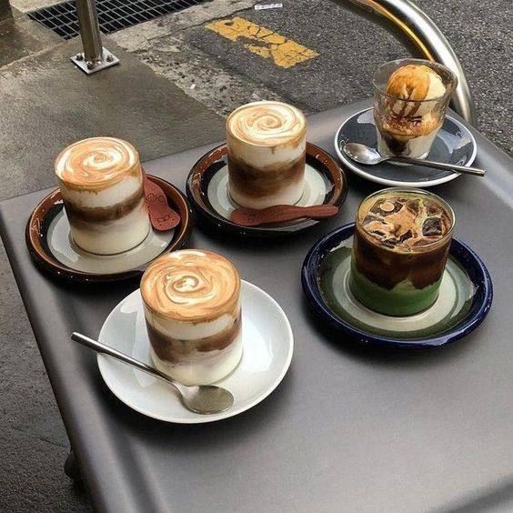 shewearprada's tweet photo. Happy weekend ☕🍩💐⛅ https://t.co/ACaD3QBUZJ