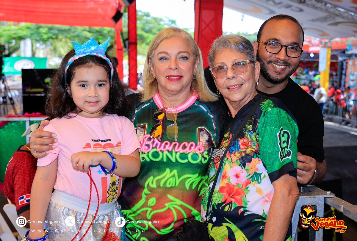 Domingo de carnaval = pura fiesta, pura tradición. 🔥🎉
