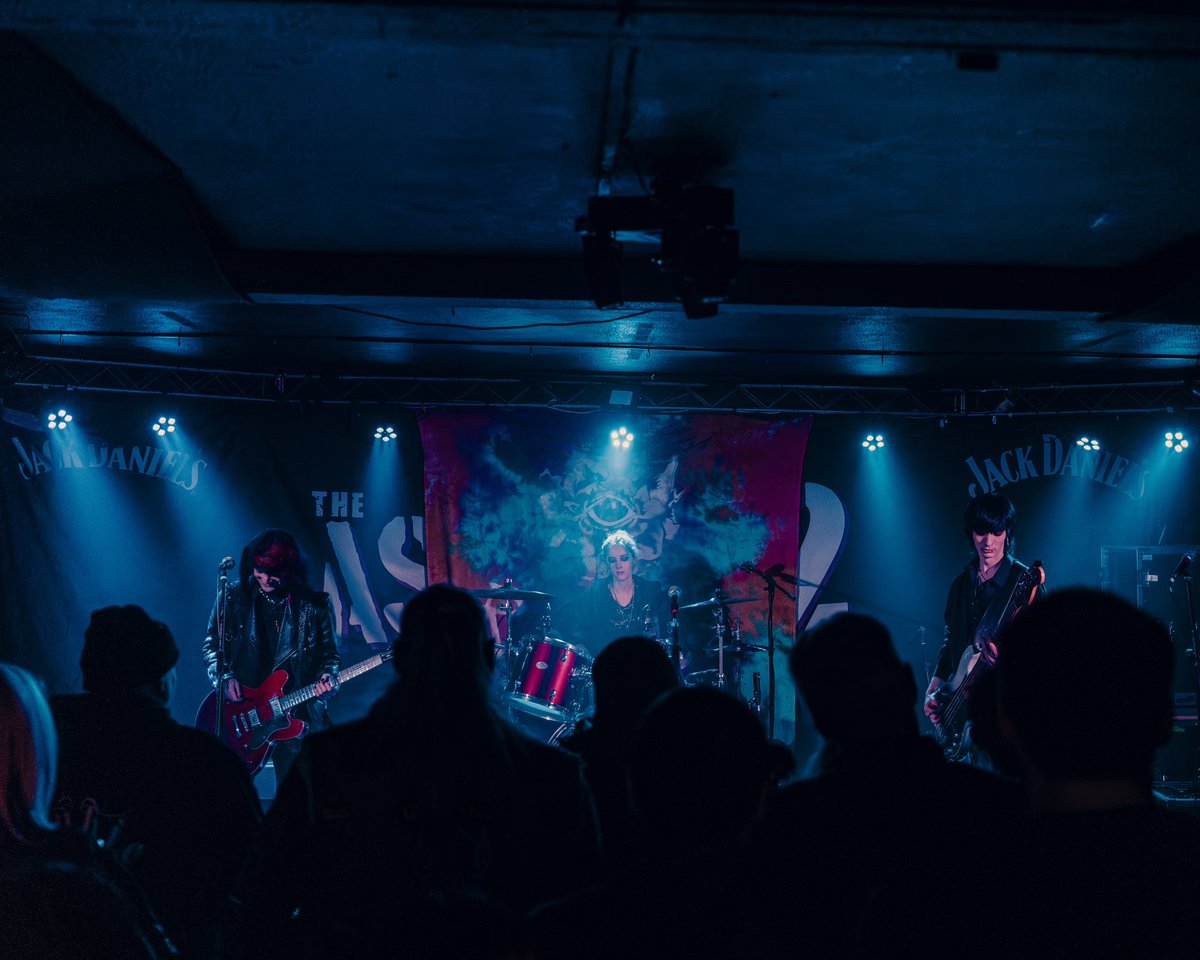 Kai Ross-Best (@kairossbest) on Twitter photo Live at <a href="/TheAsylumVenue/">Asylum Venue</a>
We had an incredible night warming you all up for Magnatas Court, CHERRYDEAD and Rooted!
If you havenβt checked out Rootedβs new EP, youβre missing out.
Catch you at the next one π€π»
π©· Feb 14th at <a href="/Newhampton/">NewhamptonArtsCentre</a>
πΈ @lifewithmatt_ Live at <a href="/TheAsylumVenue/">Asylum Venue</a>
We had an incredible night warming you all up for Magnatas Court, CHERRYDEAD and Rooted!
If you havenβt checked out Rootedβs new EP, youβre missing out.
Catch you at the next one π€π»
π©· Feb 14th at <a href="/Newhampton/">NewhamptonArtsCentre</a>
πΈ @lifewithmatt_