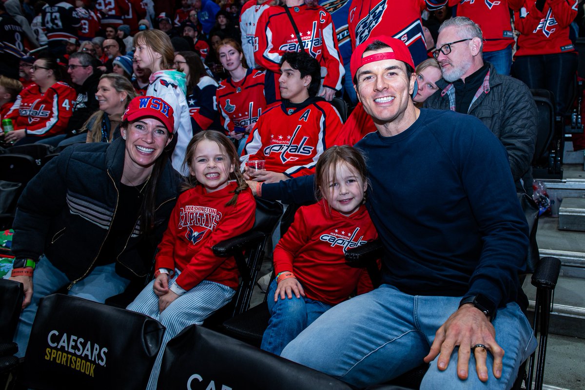 Washington Capitals (@capitals) on Twitter photo Got ourselves a <a href="/Commanders/">Washington Commanders</a> legend in the building ๐ซก
Enjoy the game, <a href="/RyanKerrigan91/">Ryan Kerrigan</a>!
#RaiseHail x #ALLCAPS Got ourselves a <a href="/Commanders/">Washington Commanders</a> legend in the building ๐ซก
Enjoy the game, <a href="/RyanKerrigan91/">Ryan Kerrigan</a>!
#RaiseHail x #ALLCAPS
