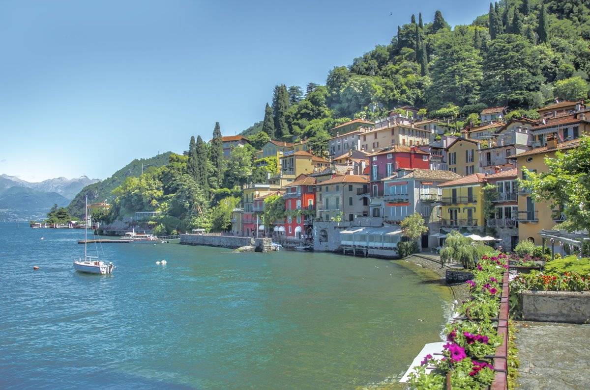 Discover the breathtaking beauty of Lake Como, Italy! 🌊✨
Ultimate travel destination ✈️ #TravelGoals