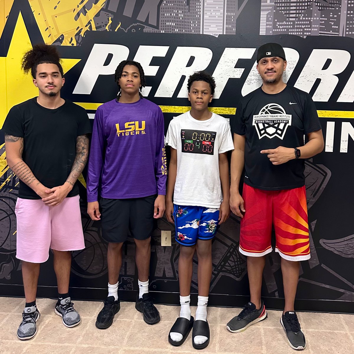 Great session w/ Jordan Jones 2031 &amp; Payton Jones <a href="/Joneswrld9/">Payton Jones</a> Thankful &amp; grateful to have ELITE clients travel from wherever to come train! Payton, a talented 2027 PG will lead Silsbee to a deep playoff run! Great support system, great work ethics &amp; tremendously talented upsides!