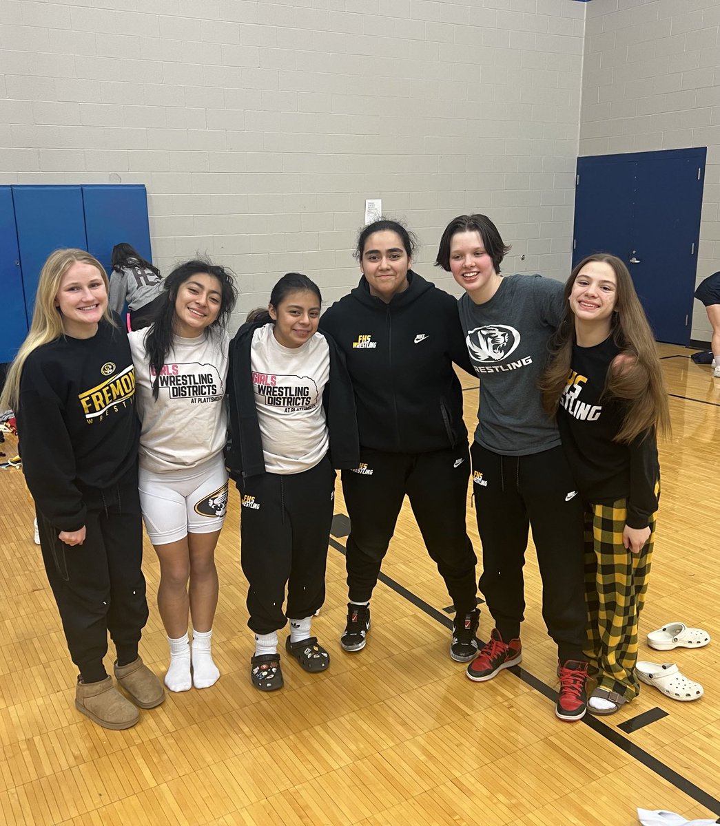 Here are your FHS Lady Tiger State Qualifiers. From left to right: Emma-Claire Fritz, Martina Alonzo Gomez, Daisy Alonso Gomez, Julissa Guerrero-Pena, Kaylee Bedsole, and Sophia Turpitt. School record with six qualifiers. Go Tigers!