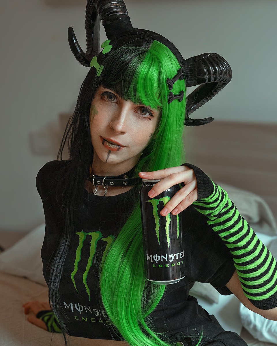 🇬🇧Who wants a Monster?😁 This set will be available on @suicidegirls in 3 months💚
🇮🇹Chi vuole una Monster?😁 Questo set sarà disponibile su Sg fra 3 mesi💚

Ph: <a href="/AndreaArcore/">Aarcore</a>