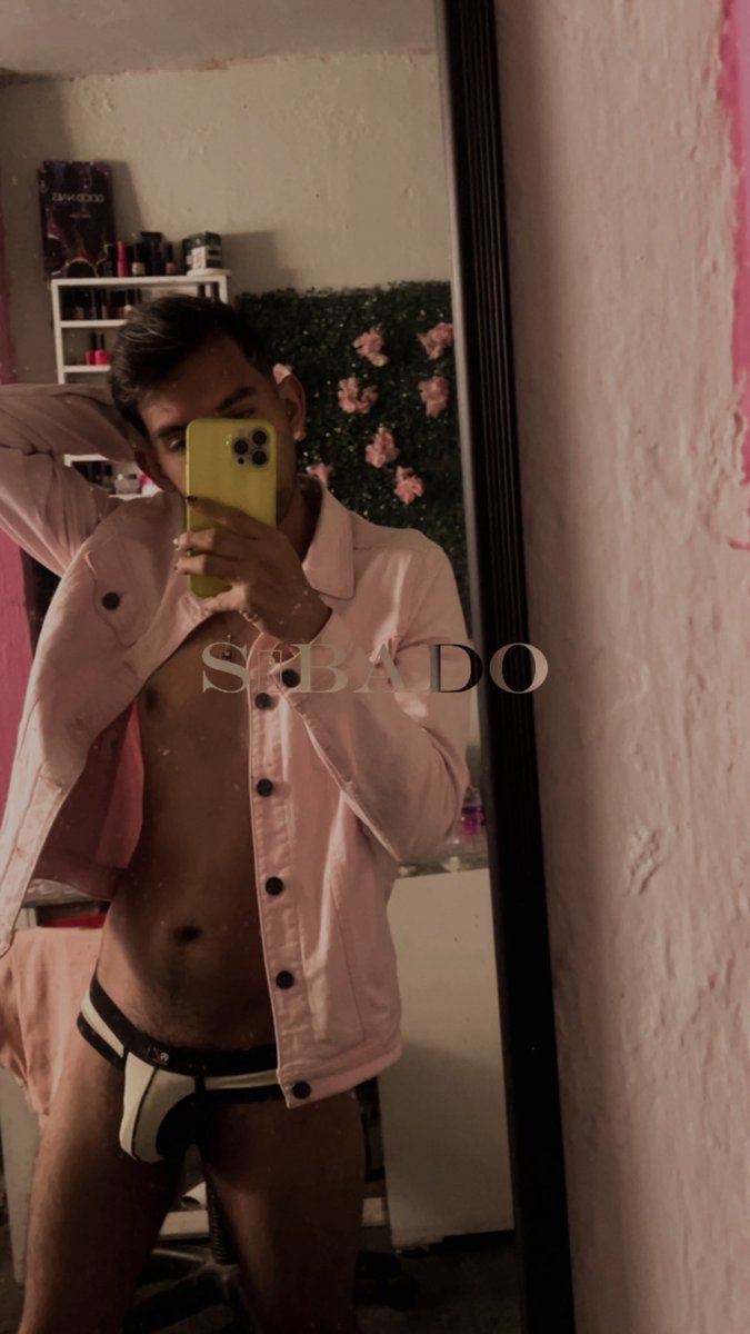 MarioRo47126495's tweet photo. #RT Unas chelas o qué? 
#lovegay #gayboy https://t.co/6XlPEapc2A