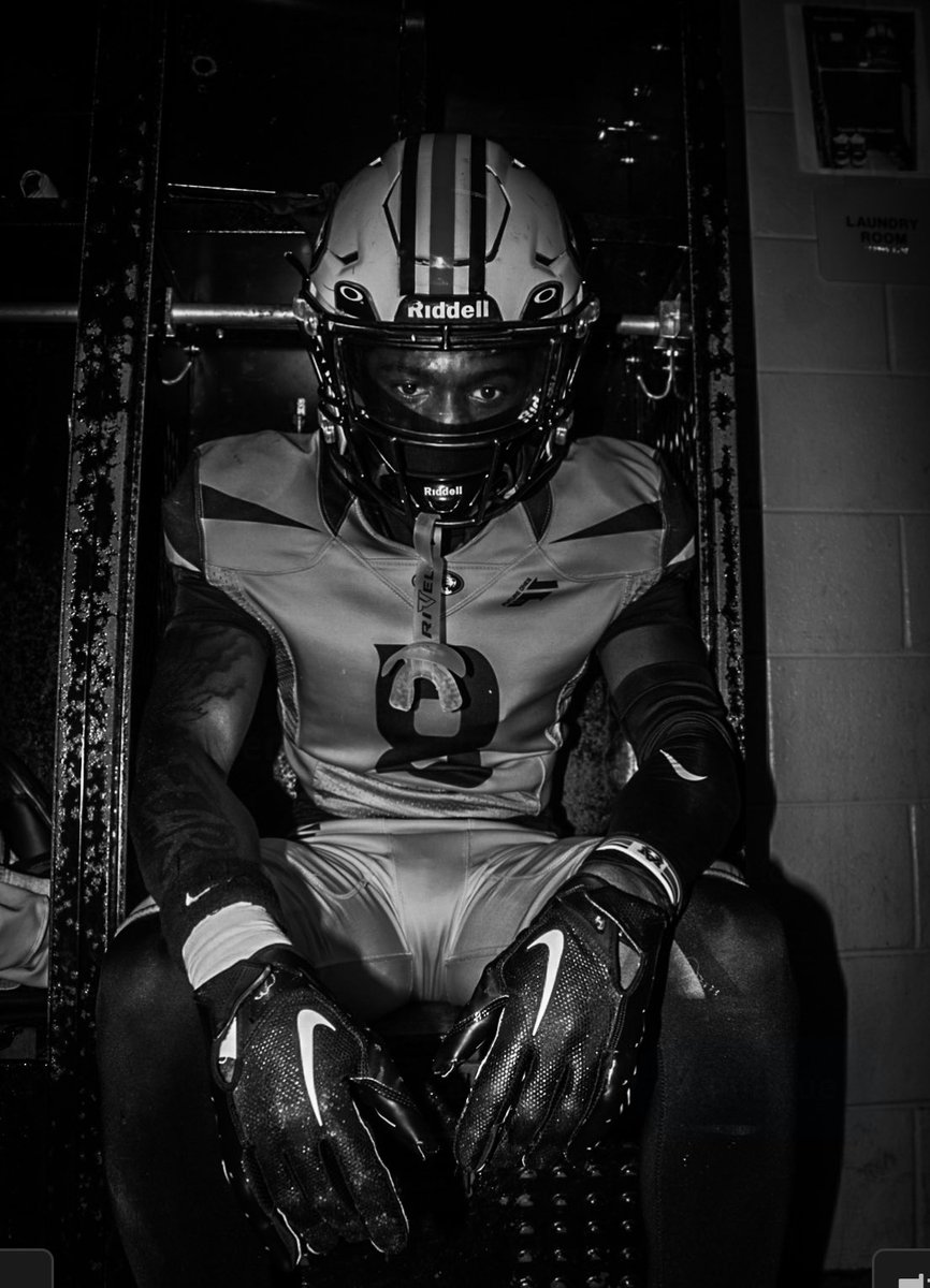 Demarion "🎱" Mallory (@demarionmallory) on Twitter photo #AGTG After a great conversation with <a href="/coachjulio1119/">Coach Julio</a>, I am Beyond blessed to receive an offer from <a href="/BonnFootball/">Bonneville Football Academy</a> <a href="/coachpimienta/">Garrick A Pimienta Jr</a> <a href="/tyleryoungbull/">Tyler Mallory</a> #AGTG After a great conversation with <a href="/coachjulio1119/">Coach Julio</a>, I am Beyond blessed to receive an offer from <a href="/BonnFootball/">Bonneville Football Academy</a> <a href="/coachpimienta/">Garrick A Pimienta Jr</a> <a href="/tyleryoungbull/">Tyler Mallory</a>