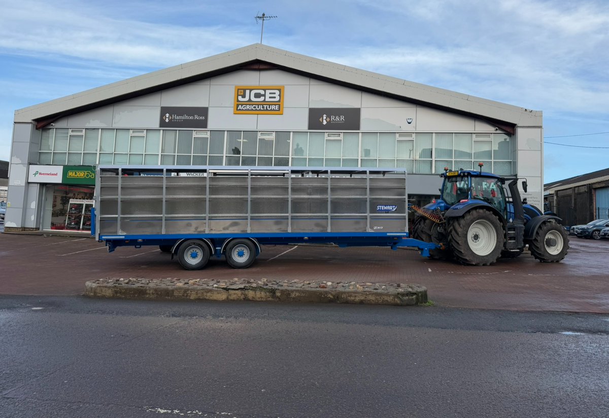 hamrossgroup's tweet photo. New Stewart GX30 CF Livestock Float being delivered to a local dairy farm ๐คฉ
Thank you for your continued business!
Please contact your local sales rep for any enquiries ๐
#StewartTrailers #LivestockTrailer https://t.co/4xBGKEaYni