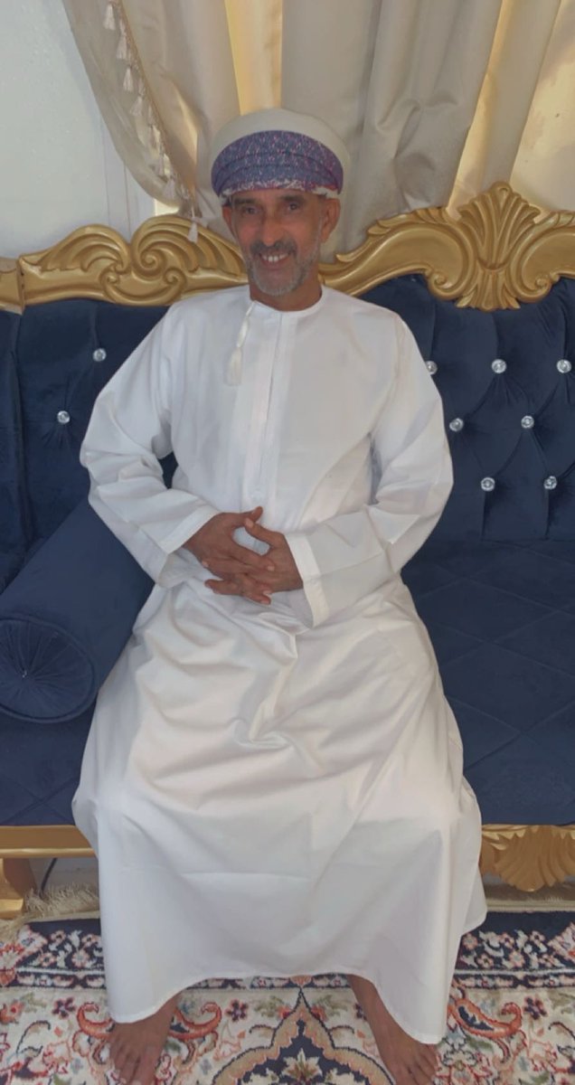اللهمّ اغفر لأبي وآنسه في وحدته، وفي وحشته، وفي غربته. اللهمّ أنزله منزلاً مباركاً، وأنت خير المنزلين. اللهمّ أنزله منازل الصدّيقين، والشّهداء، والصّالحين، وحسُن أولئك رفيقاً. اللهمّ اجعل قبره روضةً من رياض الجنّة اللهم آمين يارب العالمين