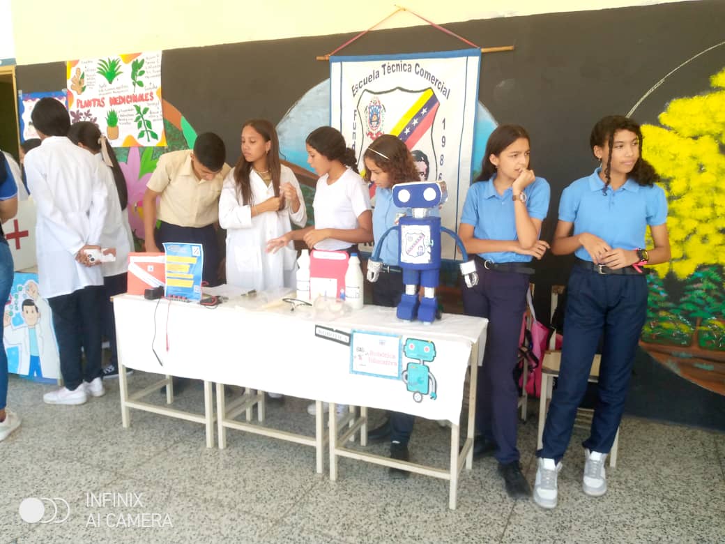 #09Feb | La educación se puede enriquecer con herramientas tecnológicas que fomentan el aprendizaje activo, exploración y la construcción. Fundabit: tecnología al servicio de la formación integral de nuestros estudiantes. 

#Fundabit24Años
#24AniversarioFundabit